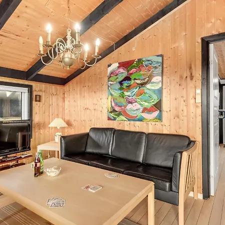 Cozy In Hvide Sande With Wifi Bjerregård