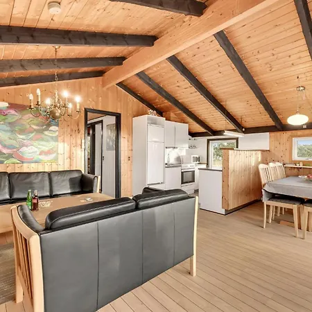 Julianevej Hvide Sande Ix *